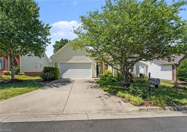2nd image of 119 Riverwalk Ln, Jamestown, NC 27282 | MLS# 1226336