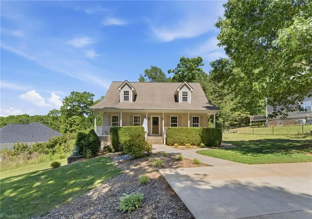 Homes for sale in Randleman, NC | 2586 Butterfly Trl, Randleman, NC 27317 | MLS# 1219772