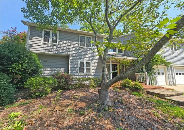 Photo 3 of Single family home for sale at 3443 Scarsborough Dr, Winston Salem, NC 27104 | MLS# 1231618 | Listing updated on 2026-09-08