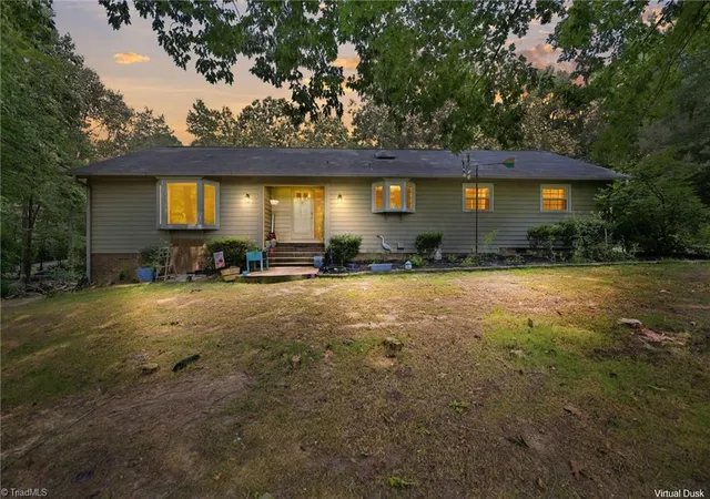 Photo 3 of Single family home for sale at 100 Brandon Ct, Lexington, NC 27295 | MLS# 1233946 | Listing updated on 2026-09-19