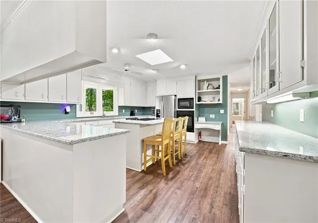 Photo 3 of Single family home for sale at 100 Brandon Ct, Lexington, NC 27295 | MLS# 1233946 | Listing updated on 2026-10-20