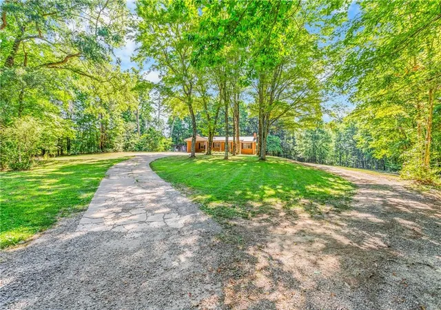Homes for sale in Danbury, NC | 2058 Pleasant View Church Rd, Danbury, NC 27016 | MLS# 1225070