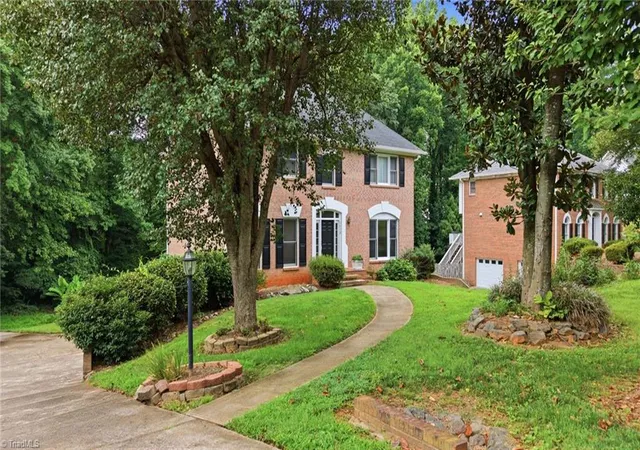 Photo 3 of Single family home for sale at 5412 Kingsbridge Rd, Winston Salem, NC 27103 | MLS# 1228405 | Listing updated on 2026-09-17