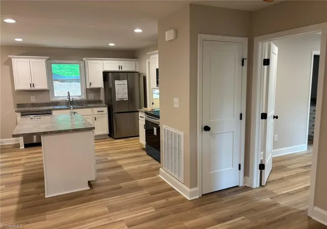 11th image of 32874 Old Salisbury Rd, Albemarle, NC 28001 | MLS# 1181964