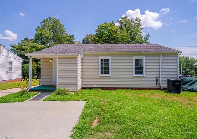 5th image of 517 Nathan Hunt Dr, High Point, NC 27260 | MLS# 1233160