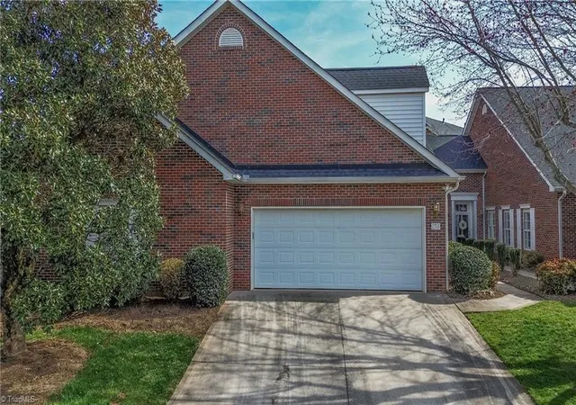 Photo 3 of Single family home for sale at 1365 Royalty Cir, Statesville, NC 28625 | MLS# 1211653 | Listing updated on 2026-08-29