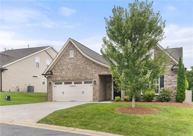 Photo 3 of Single family home for sale at 3831 Rutherford Ct, Winston Salem, NC 27106 | MLS# 1230434 | Listing updated on 2026-10-28
