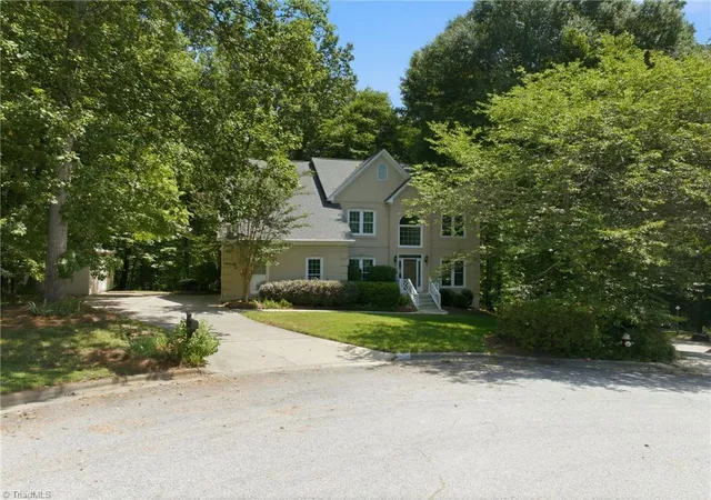 2nd image of 3205 Rider Ct, Jamestown, NC 27282 | MLS# 1226412