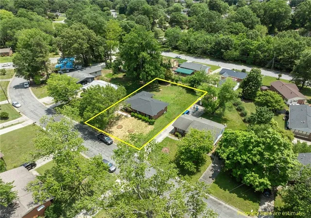 Photo 1 of Single family home for sale at 2507 Fontaine Rd, Greensboro, NC 27407 | MLS# 1181522 | Listing updated on 2026-09-21