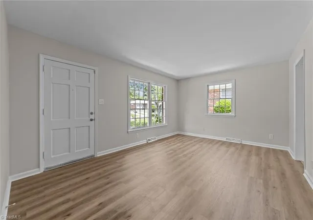 Photo 3 of Single family home for sale at 2507 Fontaine Rd, Greensboro, NC 27407 | MLS# 1181522 | Listing updated on 2026-09-21
