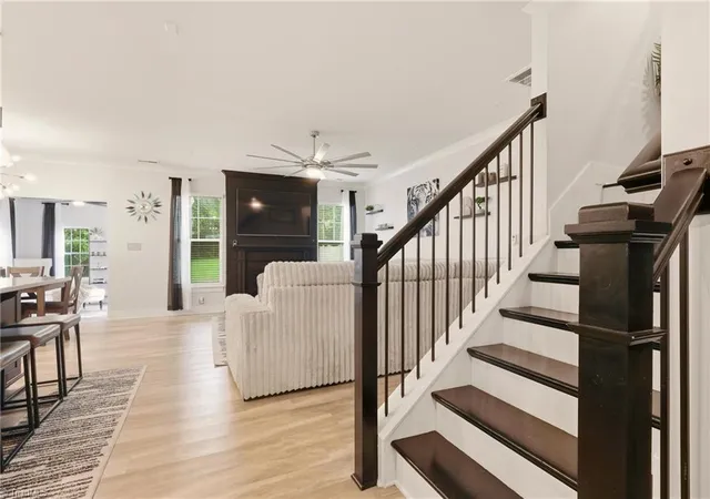5th image of 1405 Regal View Dr, Kernersville, NC 27284 | MLS# 1199055