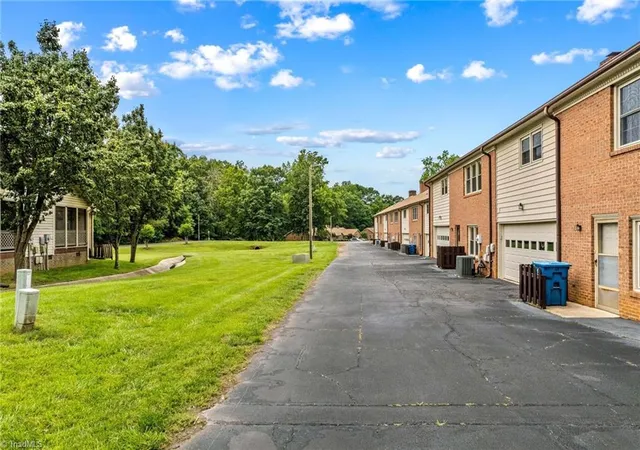 39th image of 402 Swaim Ct, Salisbury, NC 28147 | MLS# 1183348
