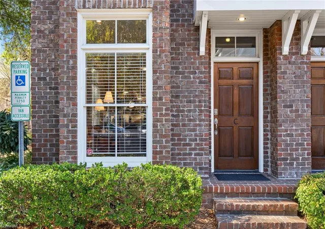 3rd image of 622 Elm St #C, Greensboro, NC 27401 | MLS# 1225889