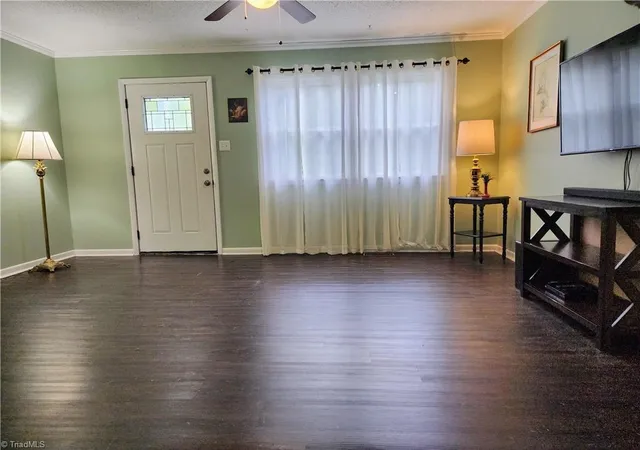 Photo 3 of Single family home for sale at 1801 Glenside Dr, Greensboro, NC 27405 | MLS# 1233079 | Listing updated on 2026-08-24