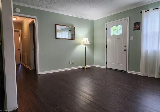 Photo 3 of Single family home for sale at 1801 Glenside Dr, Greensboro, NC 27405 | MLS# 1233079 | Listing updated on 2026-08-24