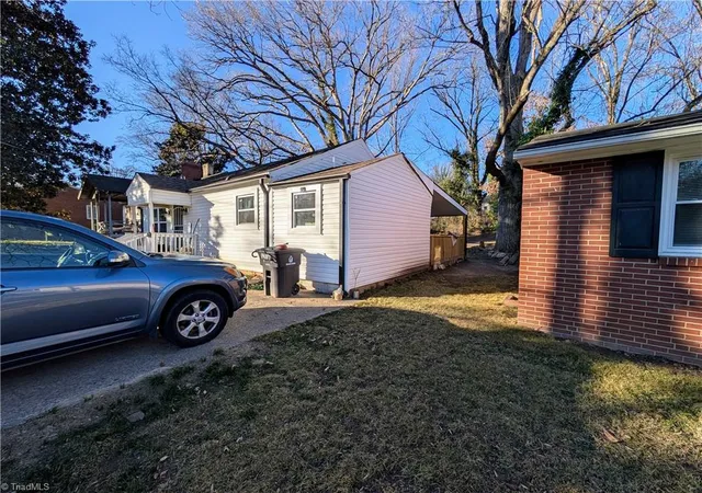 Photo 3 of Single family home for sale at 1407 NE 22nd Street, Winston Salem, NC 27105 | MLS# 1206447 | Listing updated on 2026-09-01
