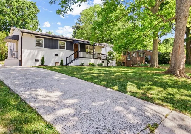 3rd image of 2357 Parkway Dr, Winston Salem, NC 27103 | MLS# 1218842