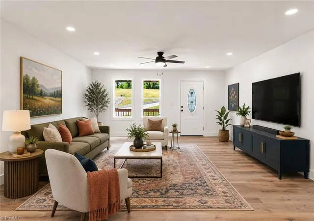 image of 5612 Murray Rd, Winston Salem, NC 27106 | MLS# 1233033