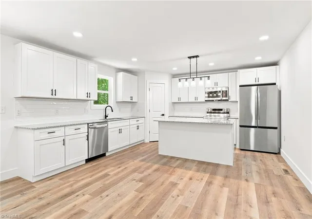 image of 5612 Murray Rd, Winston Salem, NC 27106 | MLS# 1233033