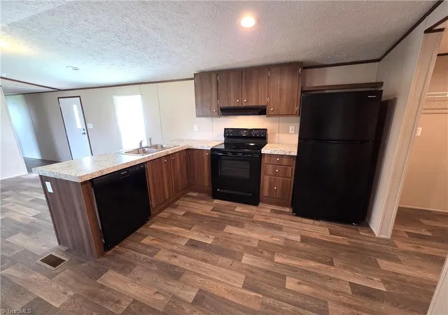 5th image of 126 Sheraton Ct, King, NC 27021 | MLS# 1230187