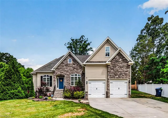 Homes for sale in Randleman, NC | 327 Trollinger St, Randleman, NC 27317 | MLS# 1222873