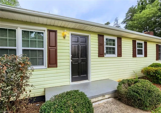 4th image of 5037 Selena St, Winston Salem, NC 27106 | MLS# 1224918