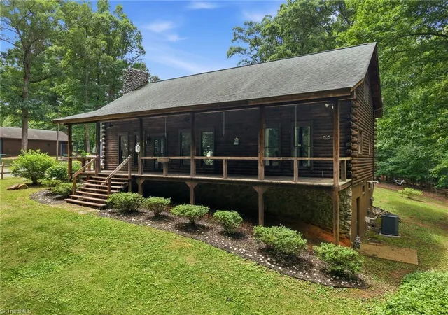 Homes for sale in Reidsville, NC | 7791 W Us Hwy 158, Reidsville, NC 27320 | MLS# 1221834