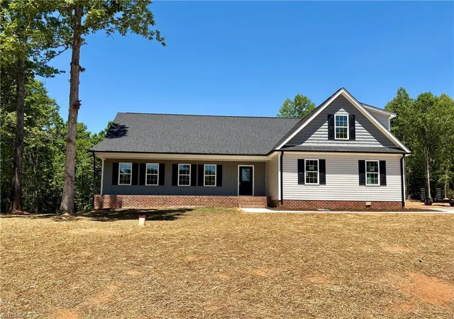 Homes for sale in Denton, NC | 4178 Granite Rock Dr, Denton, NC 27239 | MLS# 1224812