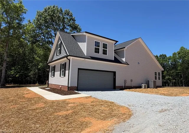 Homes for sale in Denton, NC | 4178 Granite Rock Dr, Denton, NC 27239 | MLS# 1224812