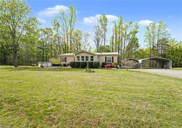 Homes for sale in Sandy Ridge, NC | 1375 Ward Rd, Sandy Ridge, NC 27046 | MLS# 1215139