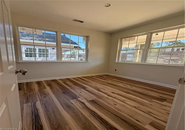 Photo 4 of Single family home for sale at 1518 Mcconnell Rd, Greensboro, NC 27401 | MLS# 1225181 | Listing updated on 2026-07-16