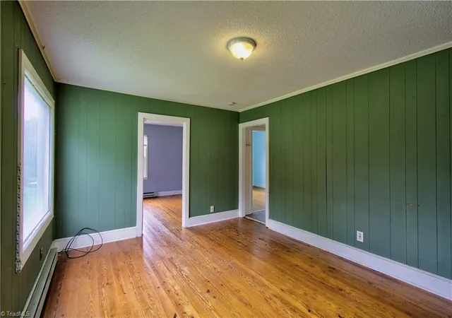 2nd image of 416 E Peachtree Dr, High Point, NC 27265 | MLS# 1230118