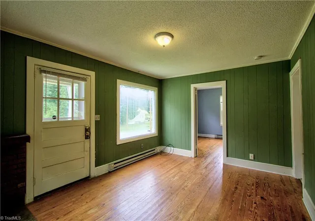 3rd image of 416 E Peachtree Dr, High Point, NC 27265 | MLS# 1230118
