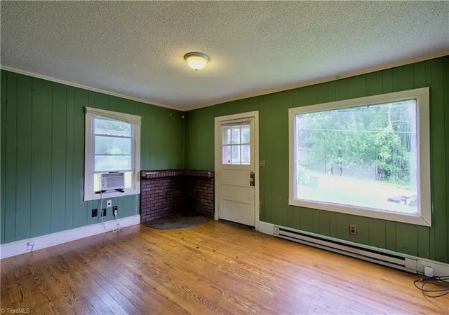 4th image of 416 E Peachtree Dr, High Point, NC 27265 | MLS# 1230118
