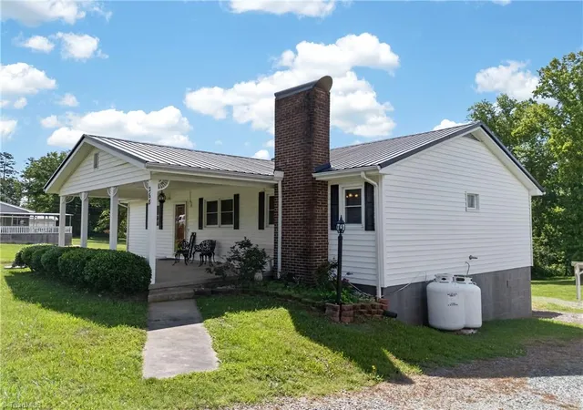 Homes for sale in Mount Airy, NC | 268 Smith Ln, Mount Airy, NC 27030 | MLS# 1227228