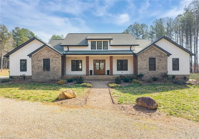 Photo 3 of Sale Pending at 465 Baxx Dr, Salisbury, NC 28147 | MLS# 1211745 | Listing updated on 2026-09-08
