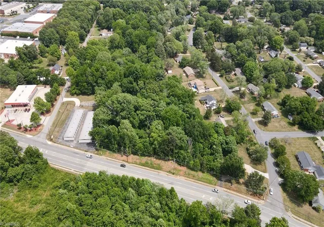 3rd image of 207-211 Guilford College Rd, Greensboro, NC 27409 | MLS# 1218408