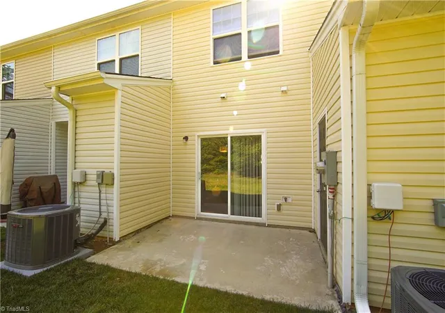 12th image of 127 Sommerwall Pl, Greensboro, NC 27405 | MLS# 1225623