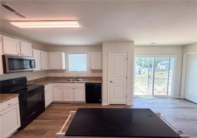 Photo 2 of Single family home for sale at 150 Sumter Ct, Burlington, NC 27217 | MLS# 1230445 | Listing updated on 2026-09-10