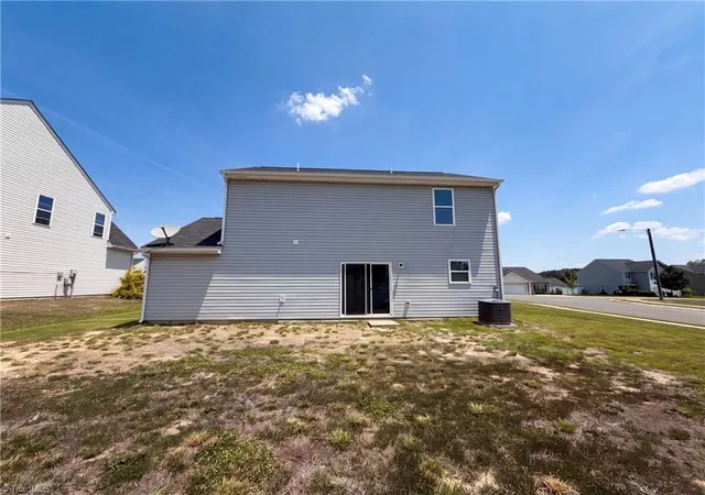 Photo 4 of Single family home for sale at 150 Sumter Ct, Burlington, NC 27217 | MLS# 1230445 | Listing updated on 2026-09-10