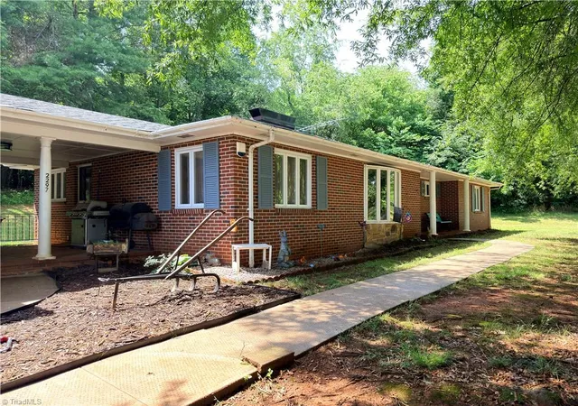 Homes for sale in Elkin, NC | 2297 * Austin Traphill Rd, Elkin, NC 28621 | MLS# 1225868