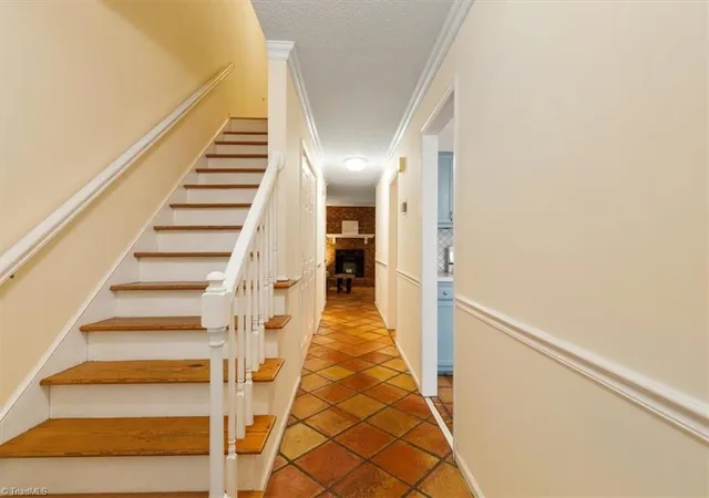 5th image of 811 Ashebrook Dr #102, Greensboro, NC 27409 | MLS# 1230625