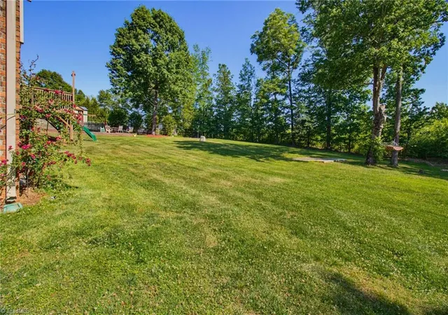 38th image of 5567 Friendship Glen Dr, Browns Summit, NC 27214 | MLS# 1219960