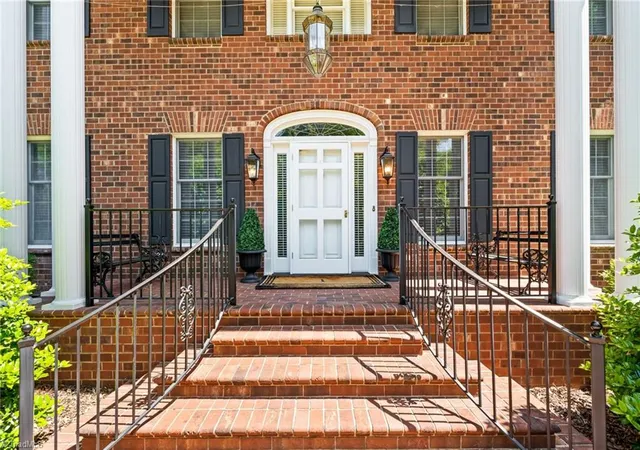 5th image of 1700 Farnsworth Ct, High Point, NC 27262 | MLS# 1220622