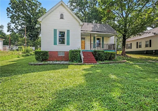 2nd image of 127 Erwin St, Cooleemee, NC 27028 | MLS# 1226299