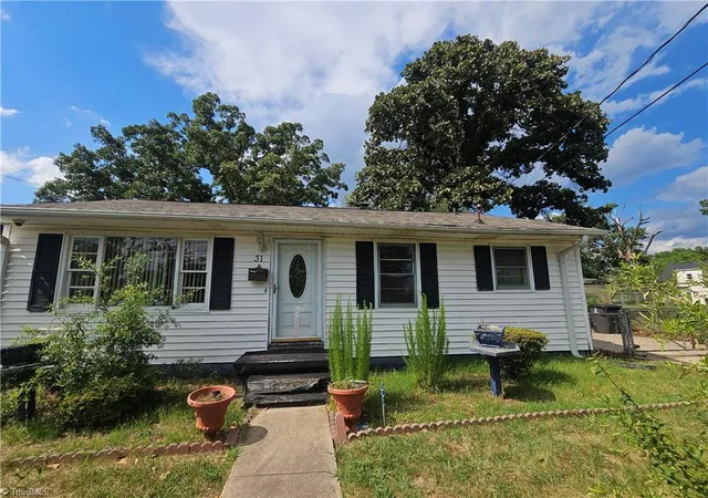 Photo 1 of Single family home for sale at 31 25th Street, Winston Salem, NC 27105 | MLS# 1227332 | Listing updated on 2026-08-09