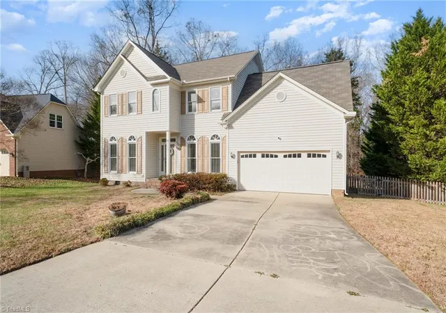 Photo 3 of Single family home for sale at 2001 Treyburn Ln, High Point, NC 27265 | MLS# 1225078 | Listing updated on 2026-09-16