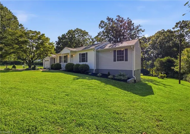 Photo 4 of Single family home for sale at 6224 E Old US Hwy 421, East Bend, NC 27018 | MLS# 1231517 | Listing updated on 2026-10-04