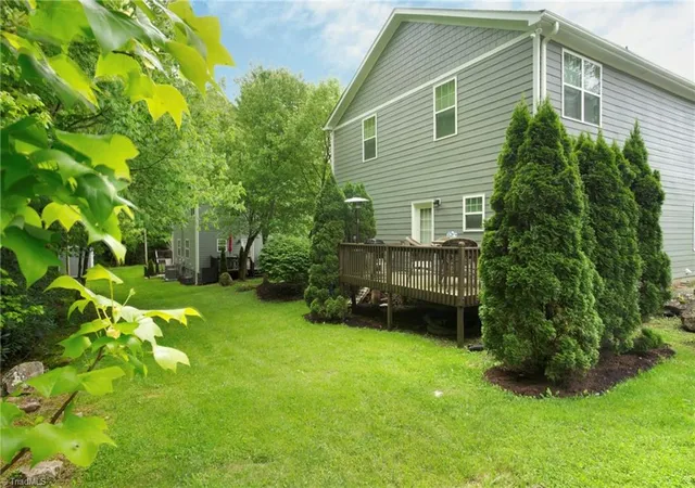 Photo 3 of Single family home for sale at 198 Beech Hvn Rd #2, Banner Elk, NC 28604 | MLS# 1229797 | Listing updated on 2026-08-31