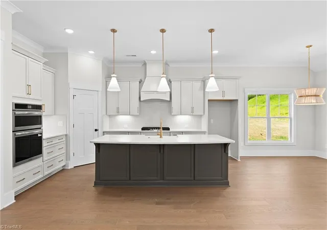 3rd image of 175 Green Forest Ct, Winston Salem, NC 27107 | MLS# 1212514